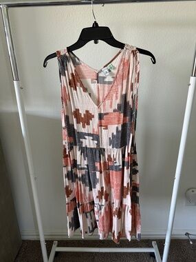 Susina Sleeveless Patterned Tiered Dress in Rust and Cream